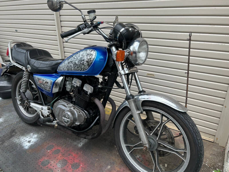 Suzuki GSX250L