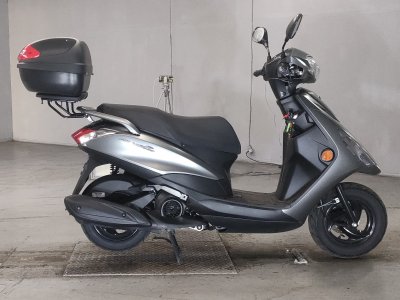Yamaha AXIS Z