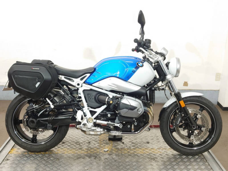 BMW R NINE T PURE