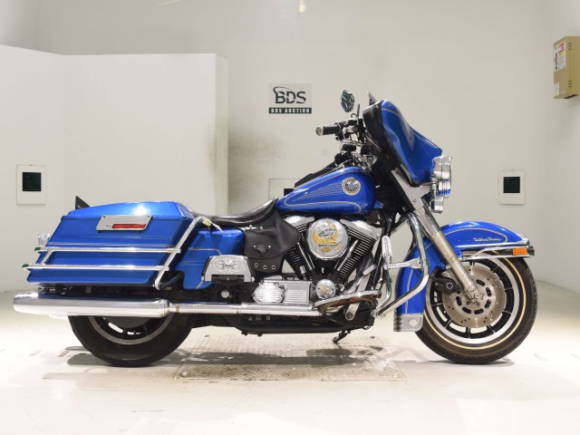 HD ELECTRA GLIDE FLHTCU TRIKE