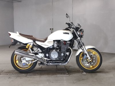 Yamaha XJR1300