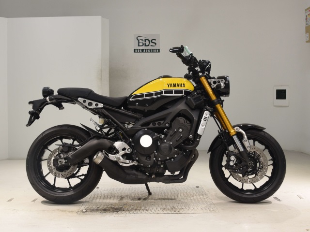 Yamaha XSR900
