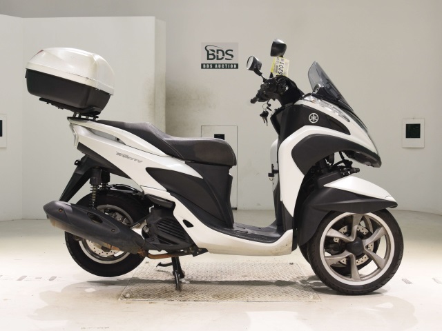 Yamaha TRICITY 125