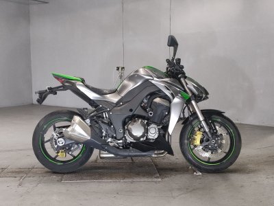 Kawasaki Z1000