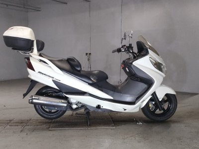 Suzuki SKYWAVE 250