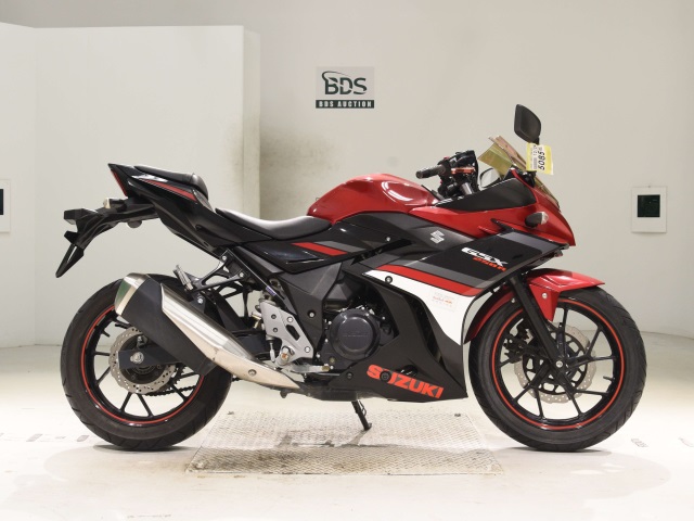 Suzuki GSX250R