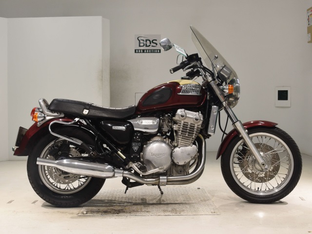 Triumph THUNDERBIRD 900