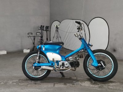 Honda SUPER CUB90