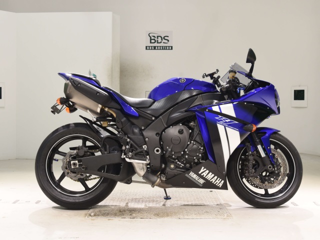 Yamaha YZF-R1