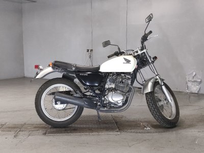 Honda CB223S