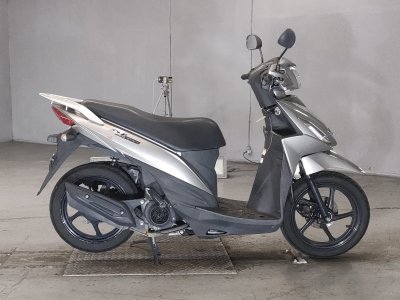 Suzuki ADDRESS V110