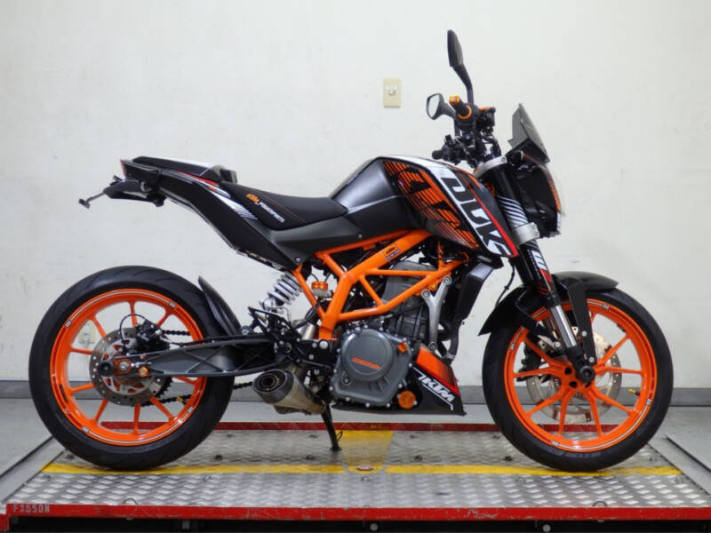 KTM 390 DUKE