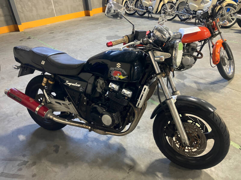 Suzuki GSX400 IMPULSE