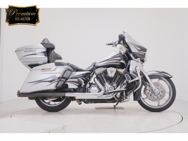 HD STREET GLIDE FLHXSE1800