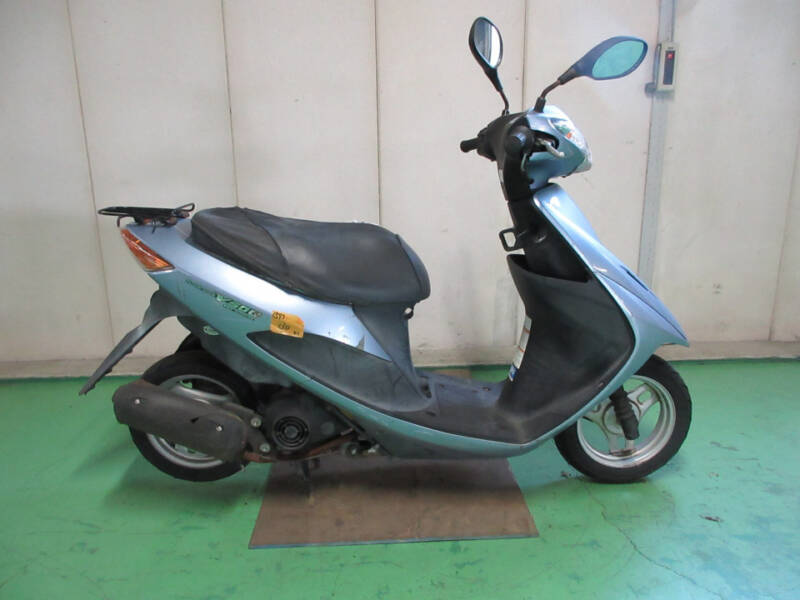 Suzuki ADDRESS V50