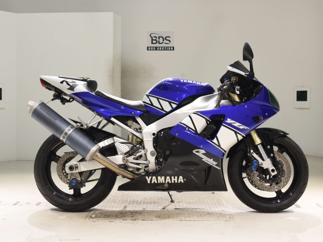 Yamaha YZF-R1