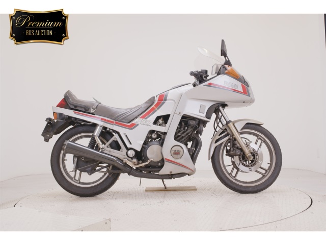 Yamaha XJ750D