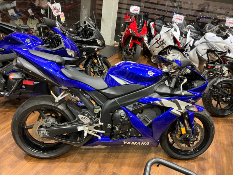 Yamaha YZF-R1