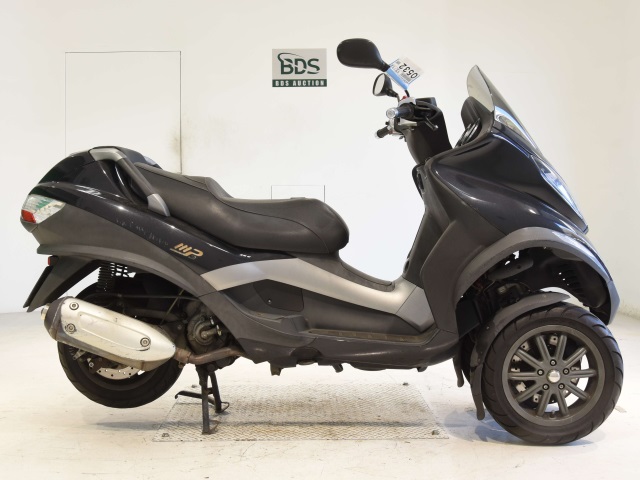 Piaggio MP3-250