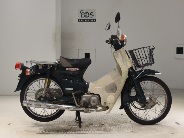 Honda C90