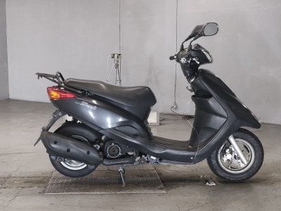 Yamaha AXIS TREAT
