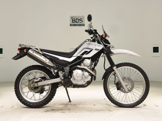 Yamaha SEROW XT250