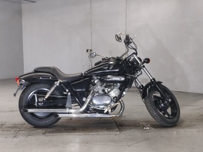 Honda MAGNA250