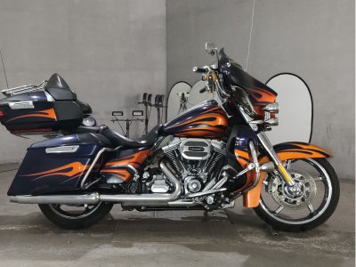 HD STREET GLIDE FLHXSE1800