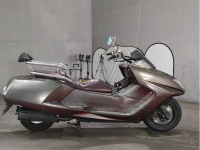 Yamaha MAGZAM