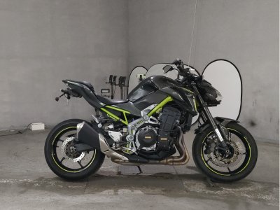 Kawasaki Z900