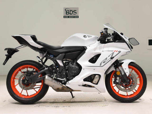 Yamaha YZF-R7-2 2023