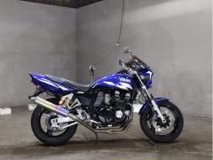 Yamaha XJR400 2002