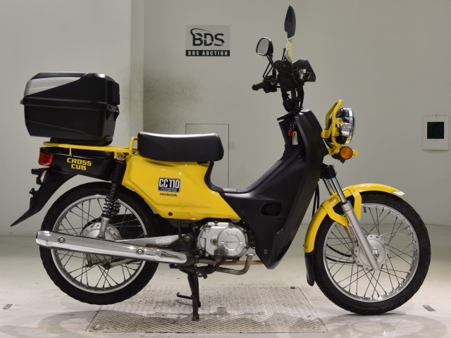 Honda CC110 CROSSCUB 2016