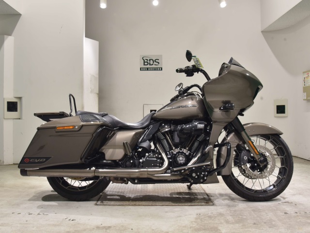 HD ROAD GLIDE FLTRXSE1923 CVO 2021
