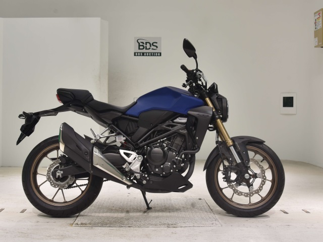 Honda CB250RA 2019