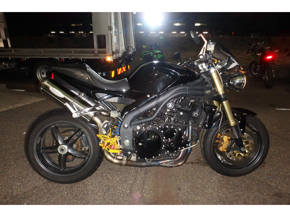 Triumph SPEED TRIPLE 2006