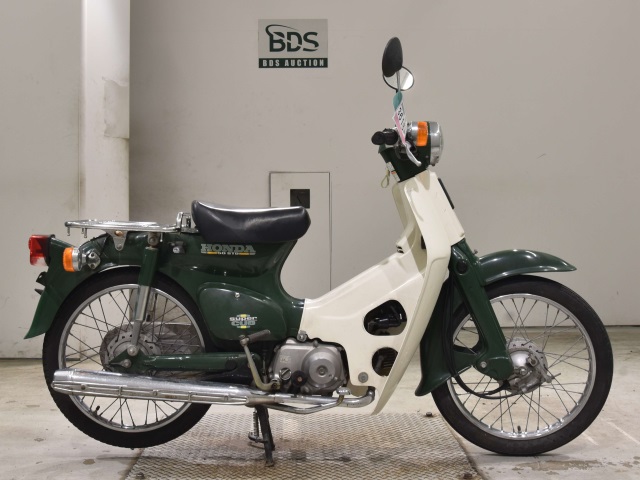Honda C50 2000