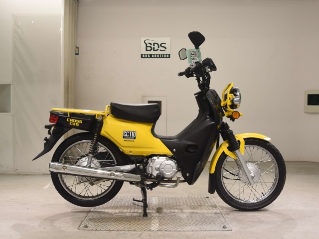 Honda CC110 CROSSCUB 2016