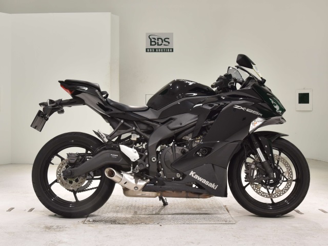 Kawasaki NINJA ZX-25R 2021