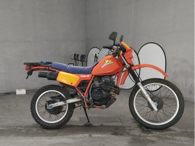 Honda XLR250R 1983