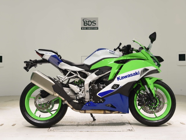 Kawasaki ZX-4RR 2024
