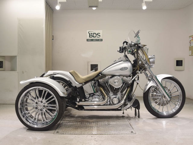 HD SOFTAIL FXST1580 2004