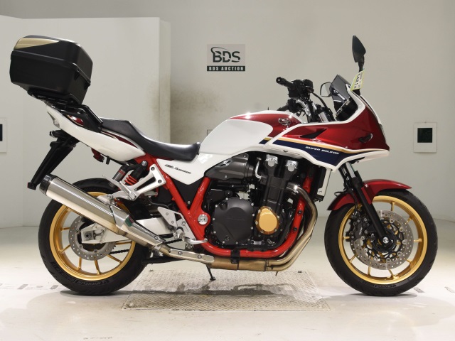 Honda CB1300SF BOLDOR 2022