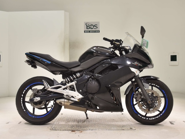 Kawasaki NINJA400R 2011