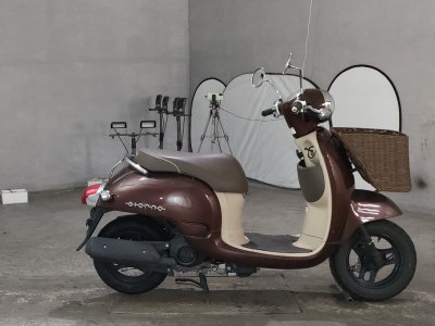 Honda GIORNO 2011