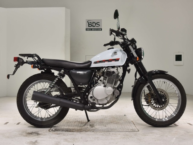 Suzuki GRASSTRACKER BIGBOY 2014