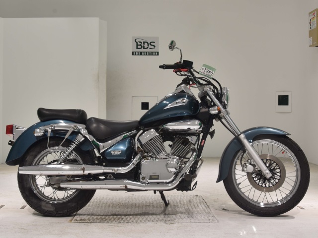 Suzuki INTRUDER 250LC 2003