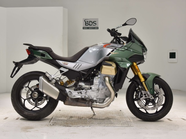 Moto Guzzi V100ﾏﾝﾃﾞｯﾛS 2023