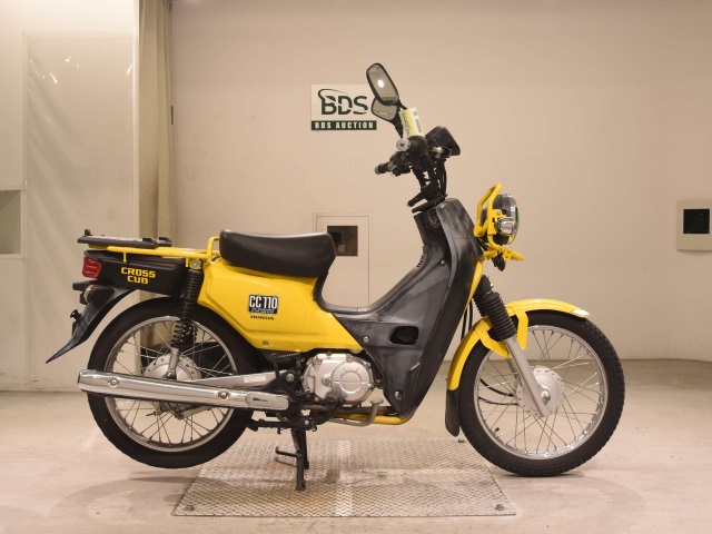 Honda CC110 CROSSCUB 2016