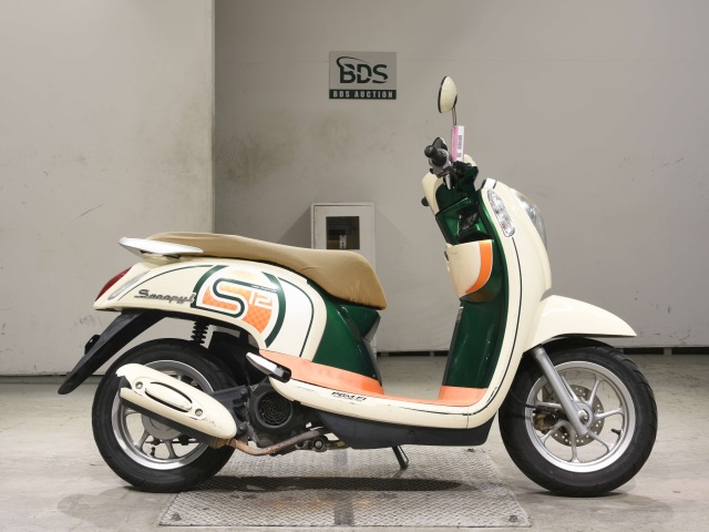 Honda SCOOPY125-I 2012